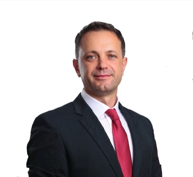 Duško Dakić